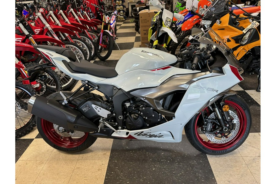 2024 Kawasaki Ninja® ZX-6R ABS