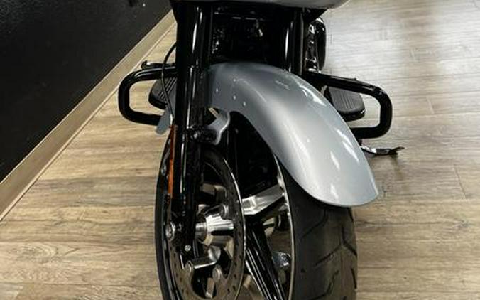 2024 Harley-Davidson® FLTRX - Road Glide®