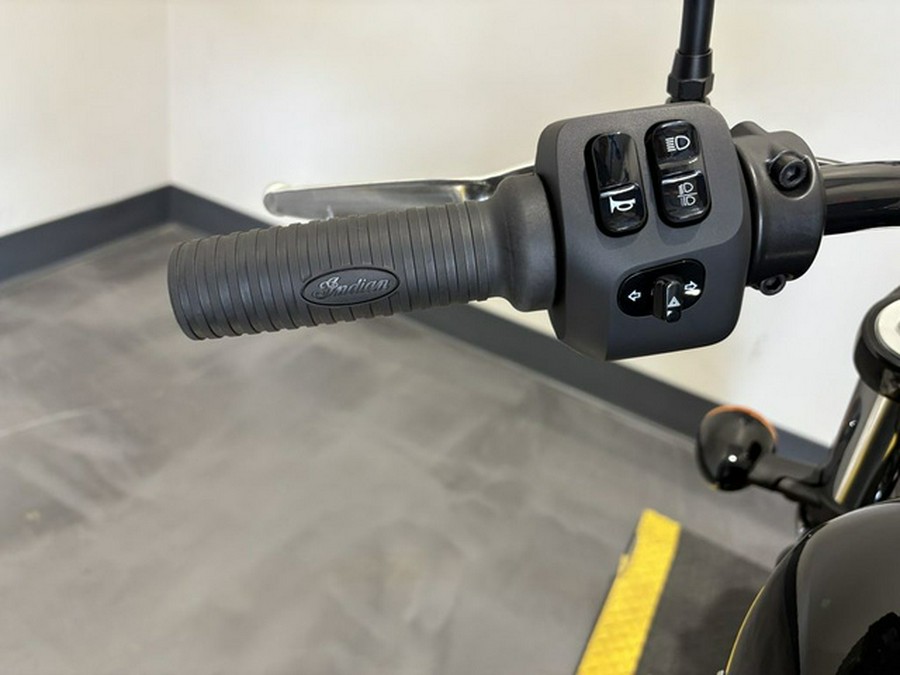 2025 Indian Chief Black Metallic