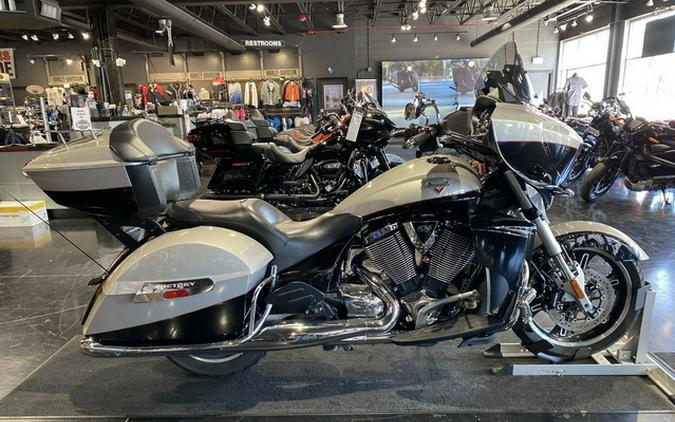 2014 Victory Motorcycles Cross Country Tour Gloss Black