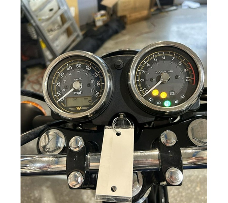 2025 Kawasaki W230 ABS