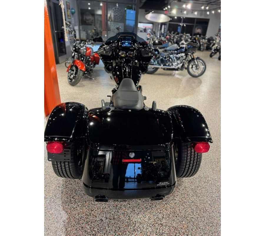 2025 Harley-Davidson FLTRT - Road Glide 3