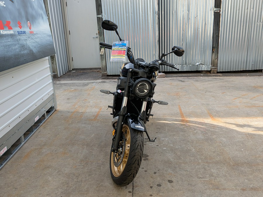 2025 Yamaha XSR700