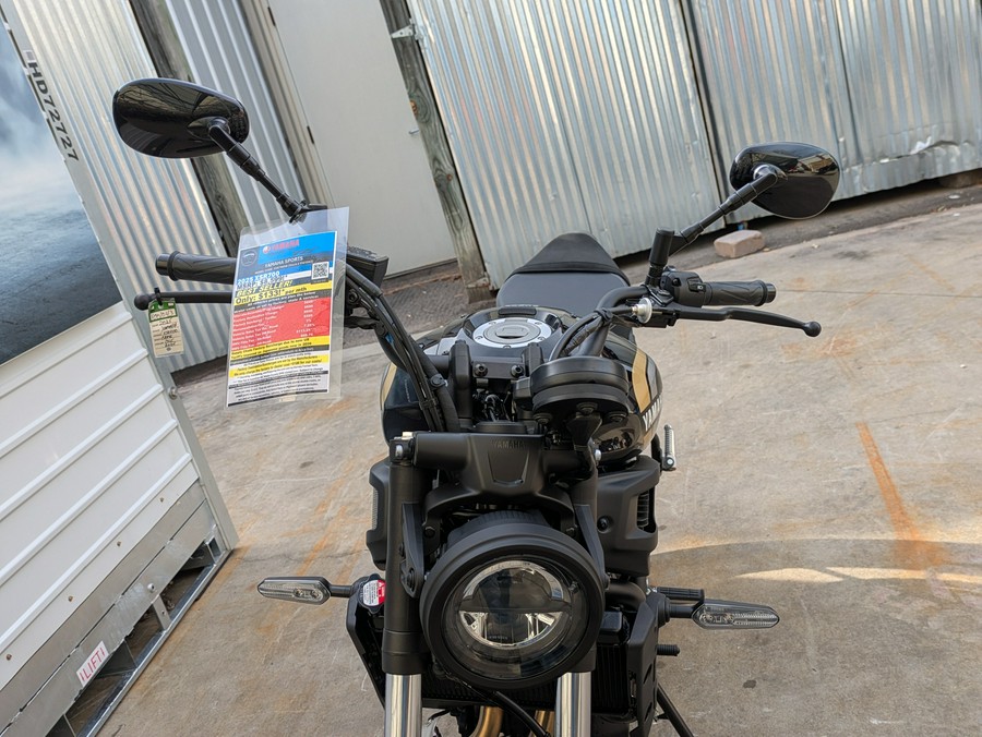 2025 Yamaha XSR700
