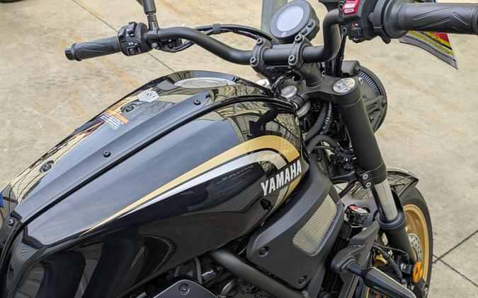 2025 Yamaha XSR700