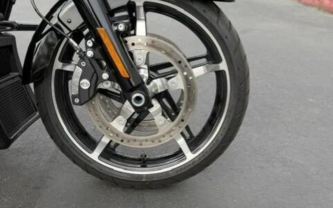 2025 Harley-Davidson Road Glide Vivid Black - Black Finish
