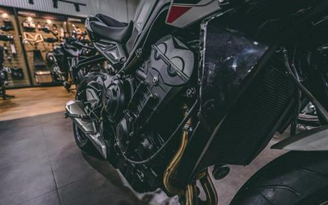 2024 Triumph Street Triple 765 R