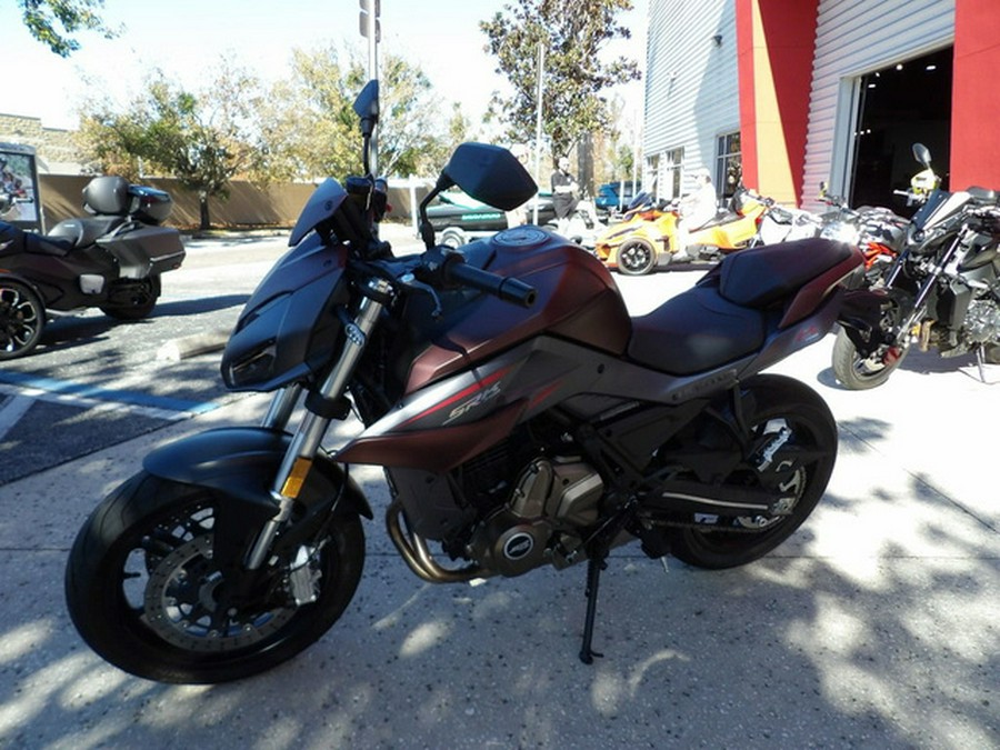 2023 QJMOTOR SRK700 (QJ700-8A)