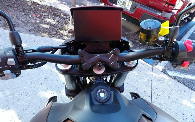 2023 QJMOTOR SRK700 (QJ700-8A)