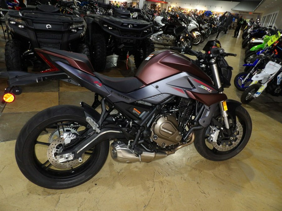 2023 QJMOTOR SRK700 (QJ700-8A)