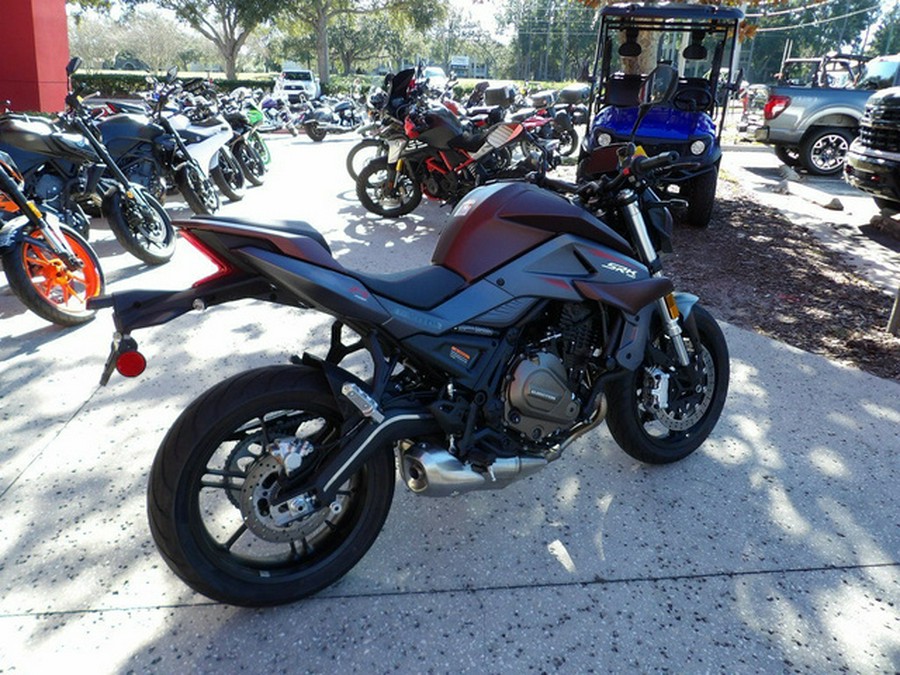 2023 QJMOTOR SRK700 (QJ700-8A)