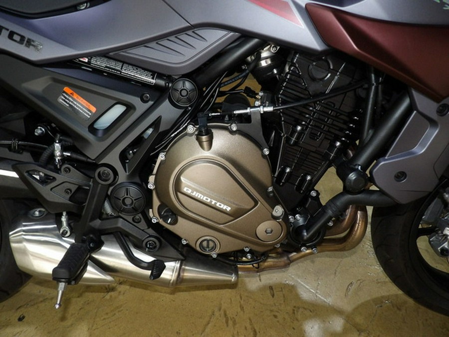 2023 QJMOTOR SRK700 (QJ700-8A)