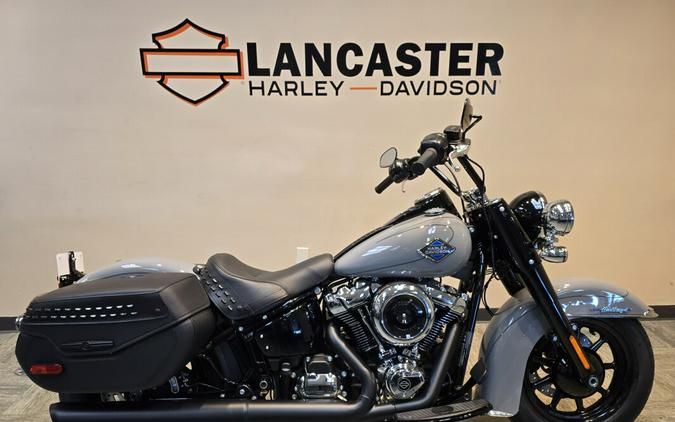 2026 Harley-Davidson® Heritage Classic Dark Billiard Gray Black Cast Wheels FLHC