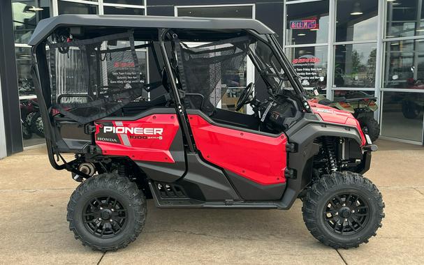 2025 Honda Pioneer 1000-5 Deluxe