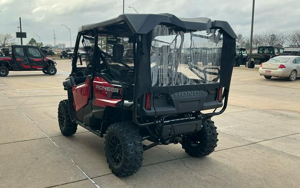 2025 Honda Pioneer 1000-5 Deluxe