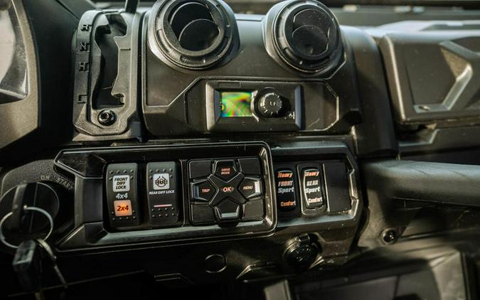 2025 Can-Am® Defender MAX Limited HD10