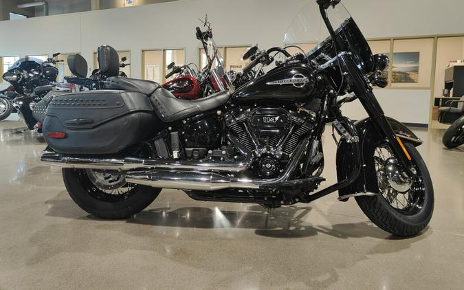 2019 Harley-Davidson Heritage Classic 114 Vivid Black