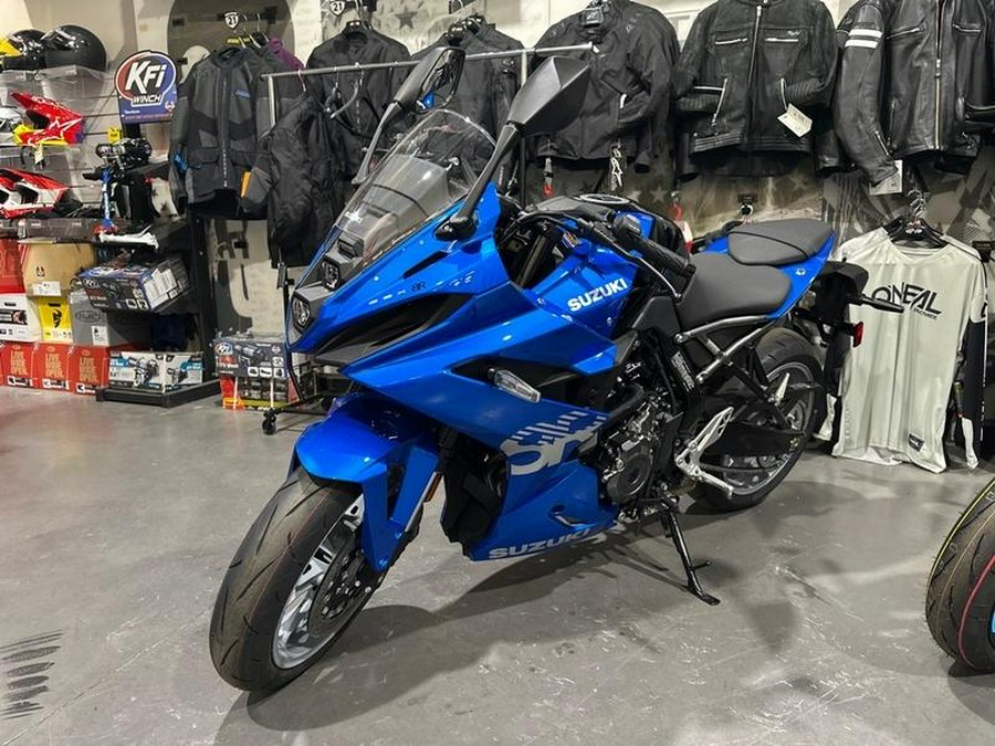 2025 Suzuki GSX800