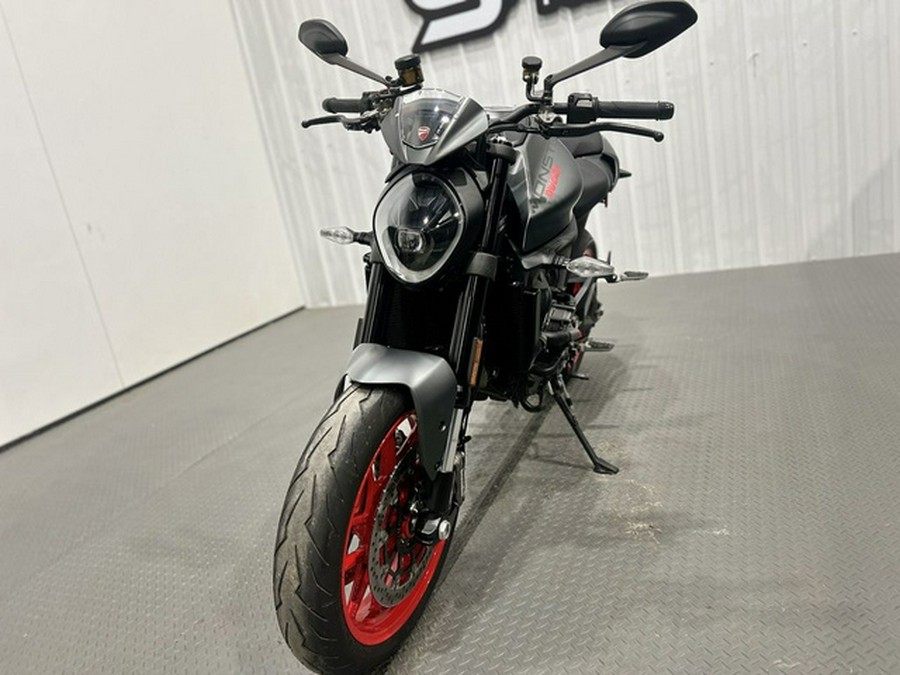 2024 DUCATI Monster Plus Aviator Grey