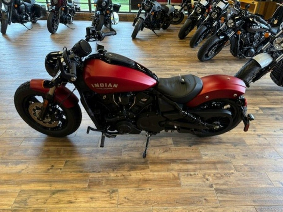 2025 Indian Scout Bobber Limited +Tech Sunset Red Smoke