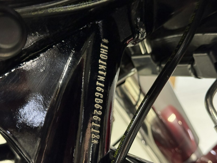 FLTRXS 2016 Road Glide® Special