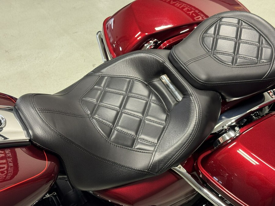 FLTRXS 2016 Road Glide® Special