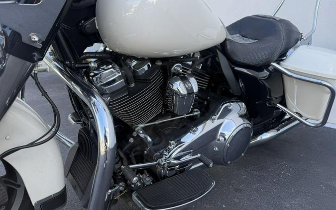 2018 Harley-Davidson® FLHP - Road King® Police