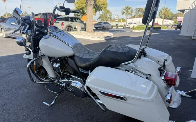 2018 Harley-Davidson® FLHP - Road King® Police