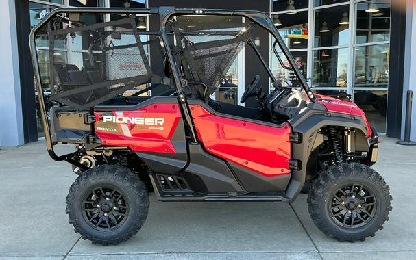 2025 Honda Pioneer 1000-5 Deluxe