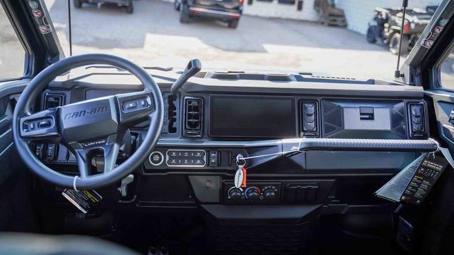 2026 Can-Am® Defender MAX Limited HD11