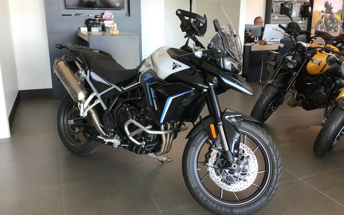 2026 Triumph Tiger 900 Alpine Edition