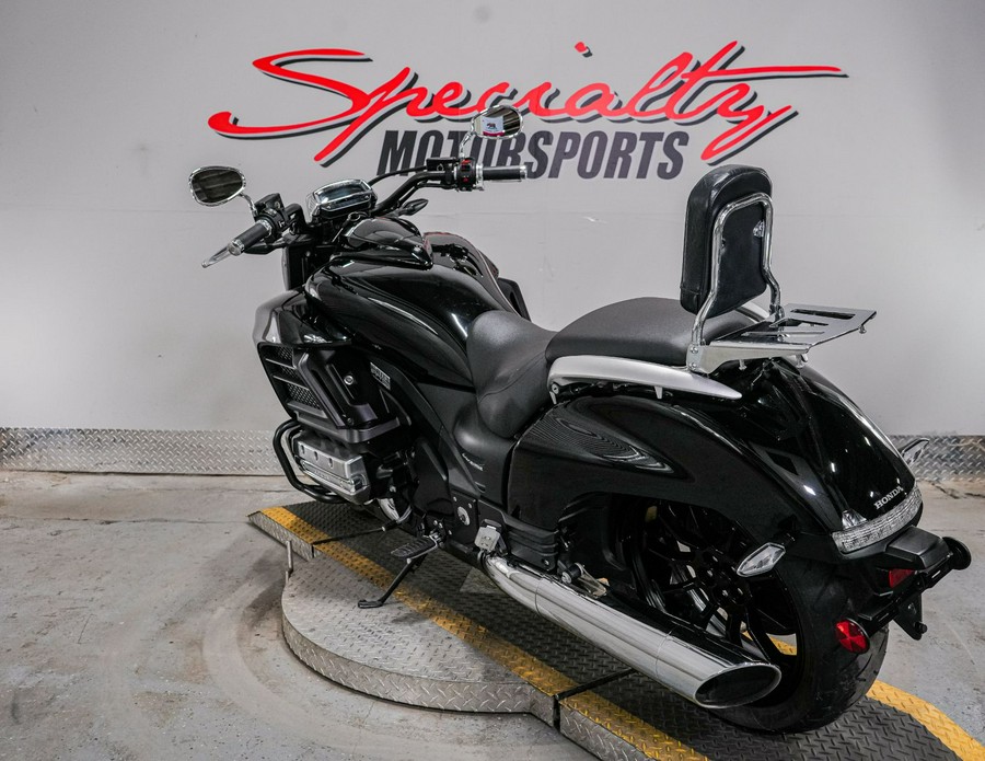 2014 Honda Gold Wing® Valkyrie®