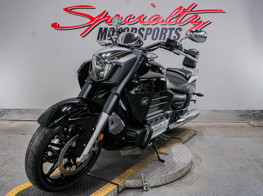 2014 Honda Gold Wing® Valkyrie®