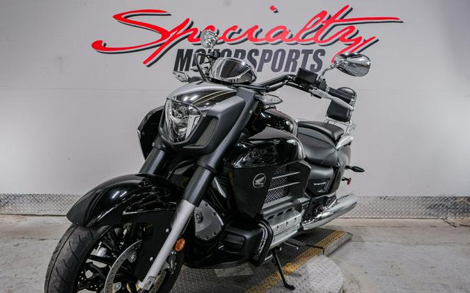 2014 Honda Gold Wing® Valkyrie®