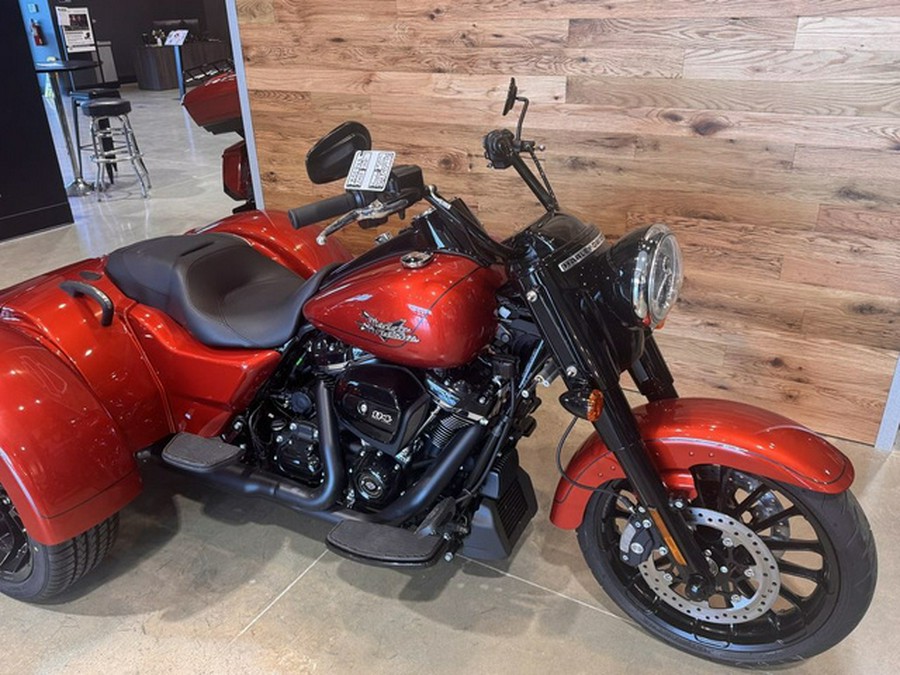 2025 Harley-Davidson Trike FLRT - Freewheeler