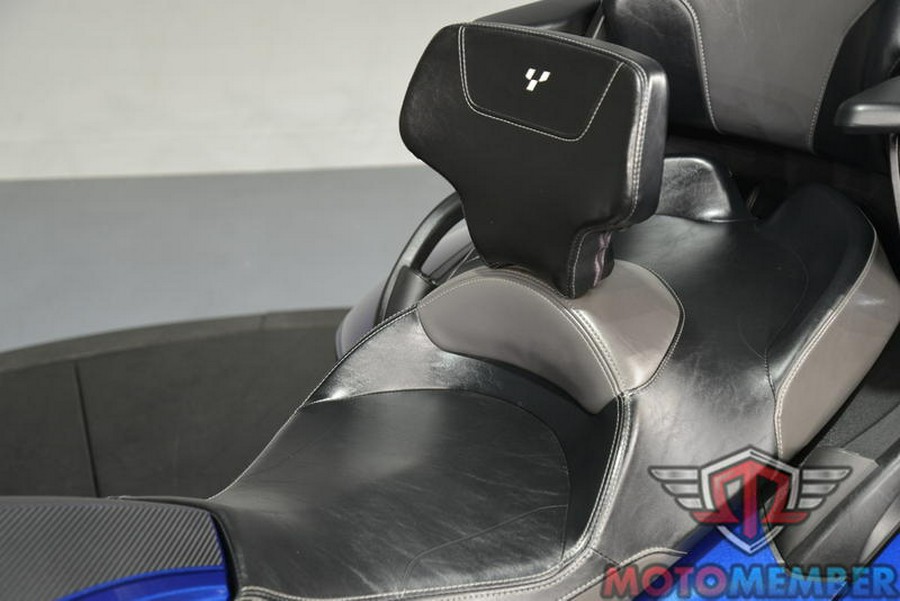 2016 Can-Am® Spyder® RT 6-Speed Semi-Automatic (SE6)