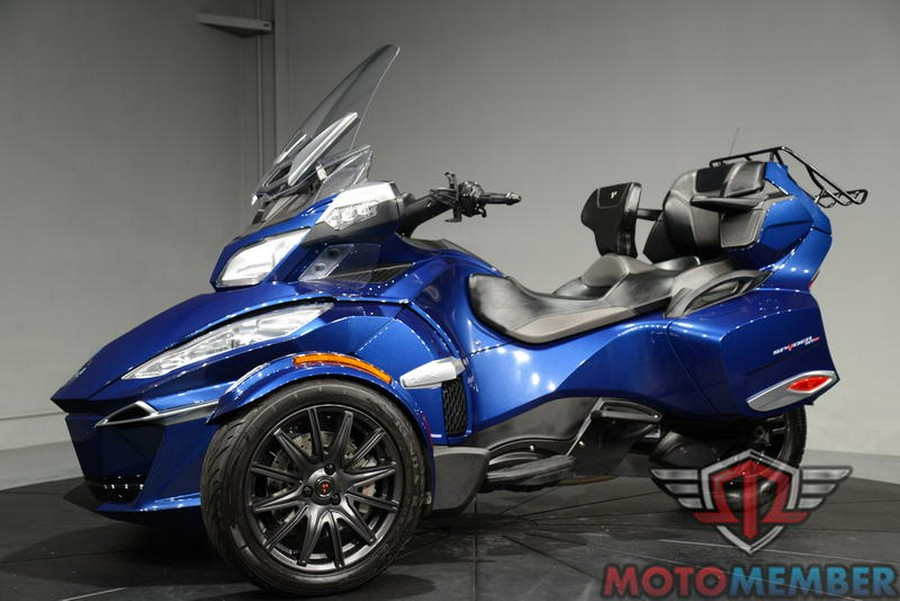 2016 Can-Am® Spyder® RT 6-Speed Semi-Automatic (SE6)