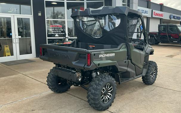 2025 Honda Pioneer 1000 Trail