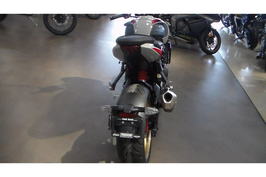 2026 Triumph Trident 800