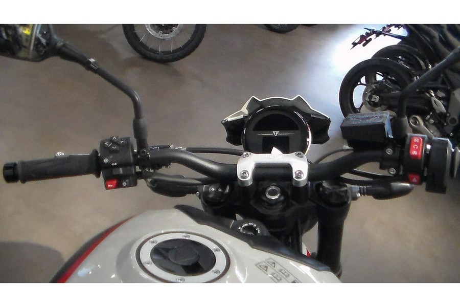 2026 Triumph Trident 800