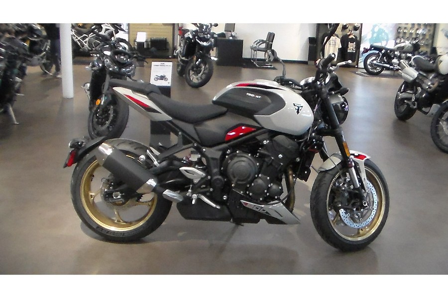 2026 Triumph Trident 800