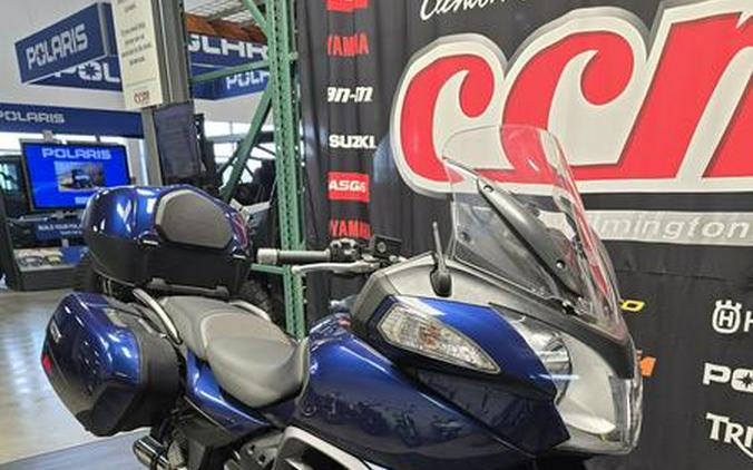 2016 Triumph VJ TROPHY SE A1