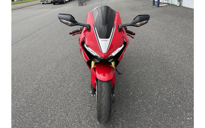 2021 CBR1000RR - Honda