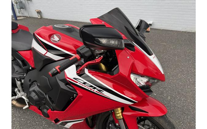 2021 CBR1000RR - Honda