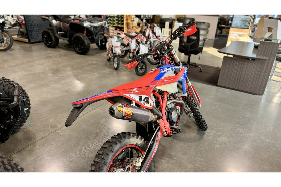 2023 350RR Race - Beta