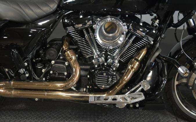 2025 Harley-Davidson Road Glide Vivid Black