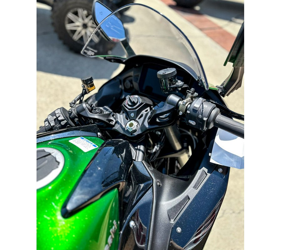 2023 Kawasaki Ninja H2® SX SE