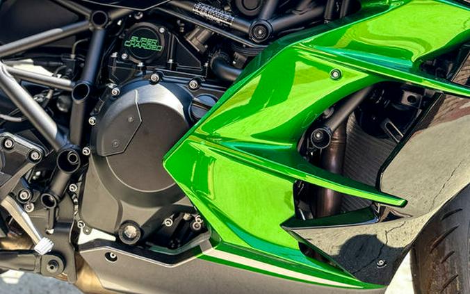 2023 Kawasaki Ninja H2® SX SE