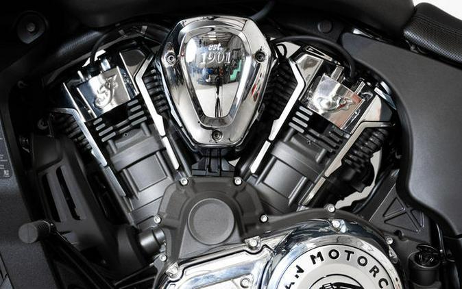 2024 Indian Motorcycle® Challenger® Titanium Smoke