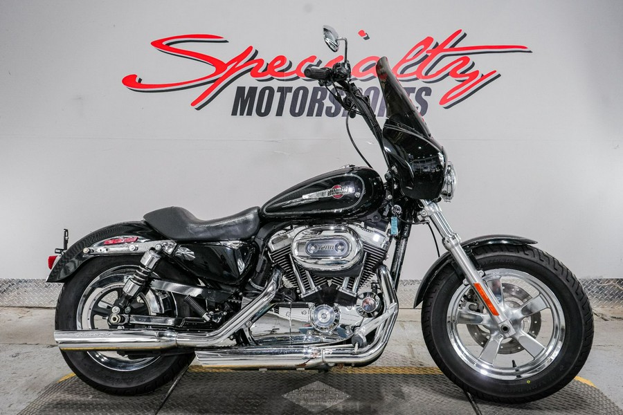 2012 Harley-Davidson Sportster® 1200 Custom